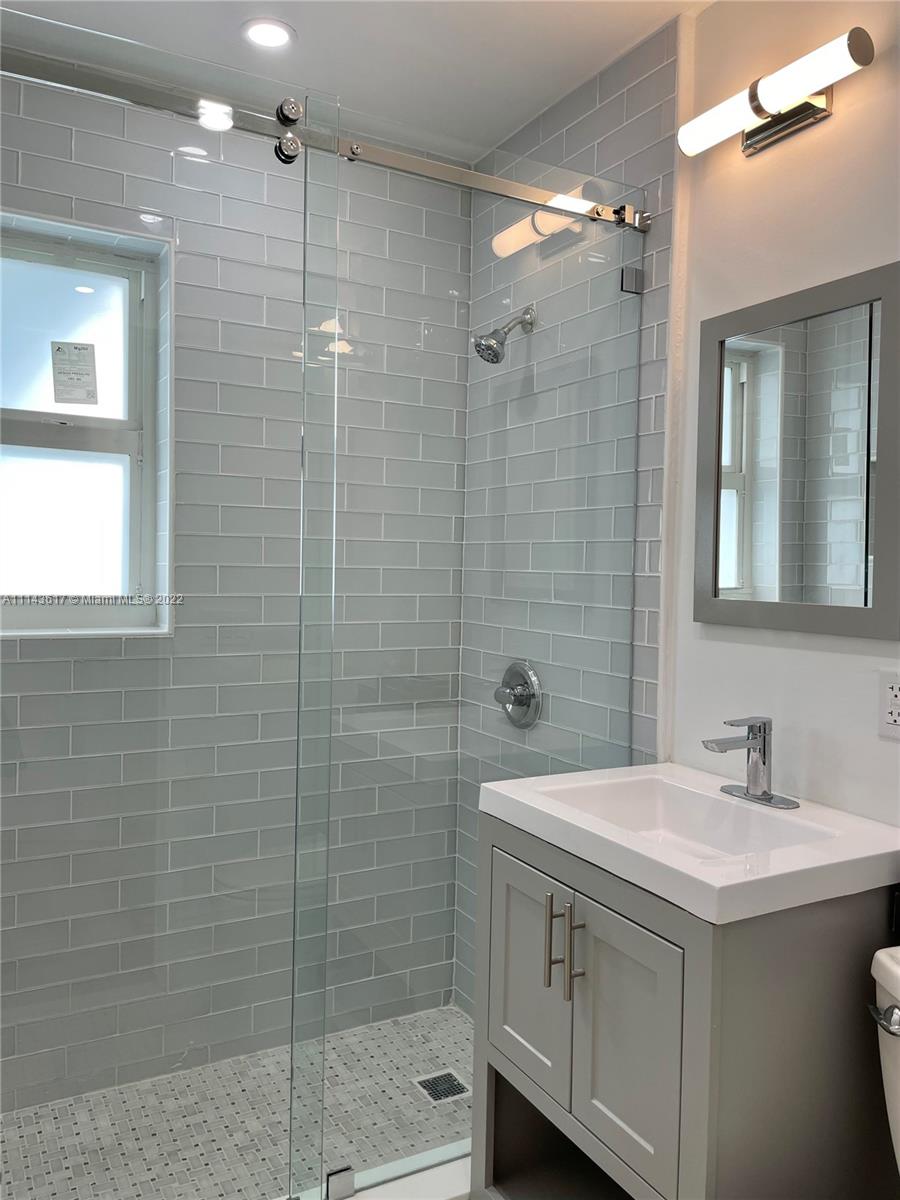 CENTRAL MIAMI PART 2 - Residential Lease