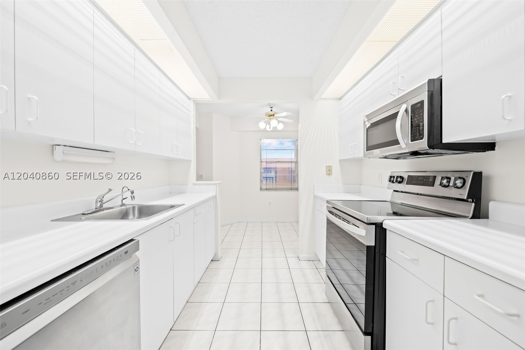 IVANHOE EAST AT CENTURY V - Residential