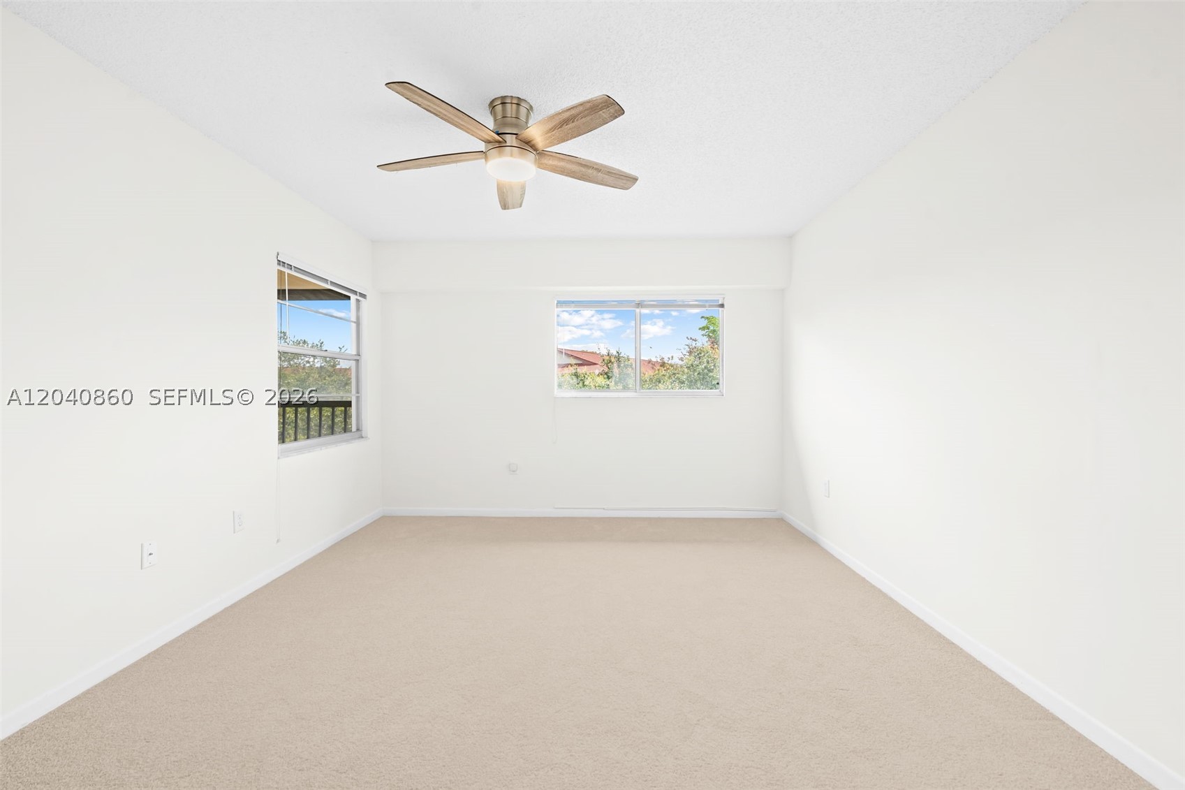IVANHOE EAST AT CENTURY V - Residential