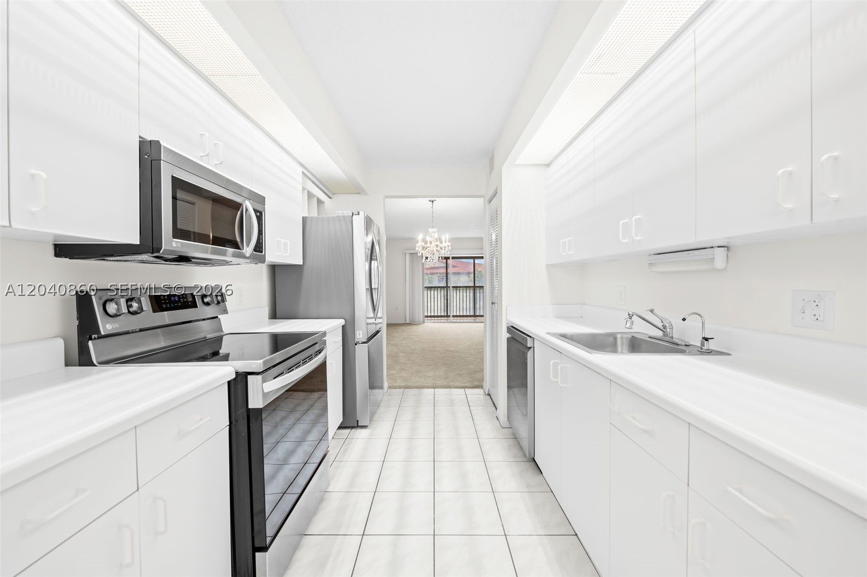 IVANHOE EAST AT CENTURY V - Residential