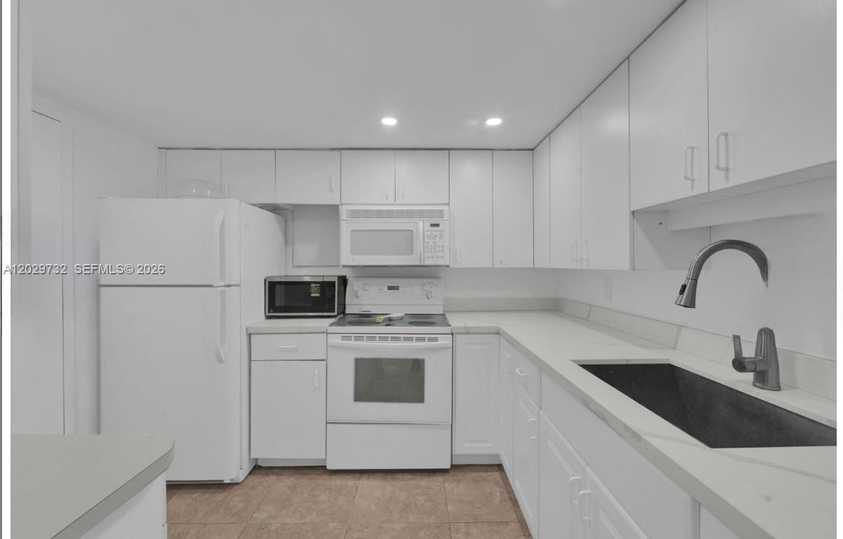 EAST POINT TOWERS CONDO - Residential Lease