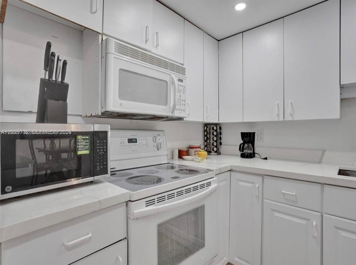 EAST POINT TOWERS CONDO - Residential Lease