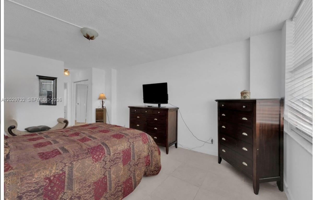 EAST POINT TOWERS CONDO - Residential Lease