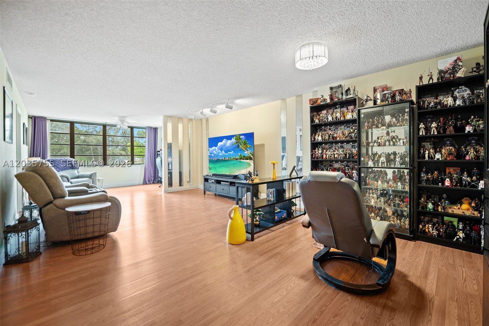 WATERSEDGE AT THE LAKES O - Residential
