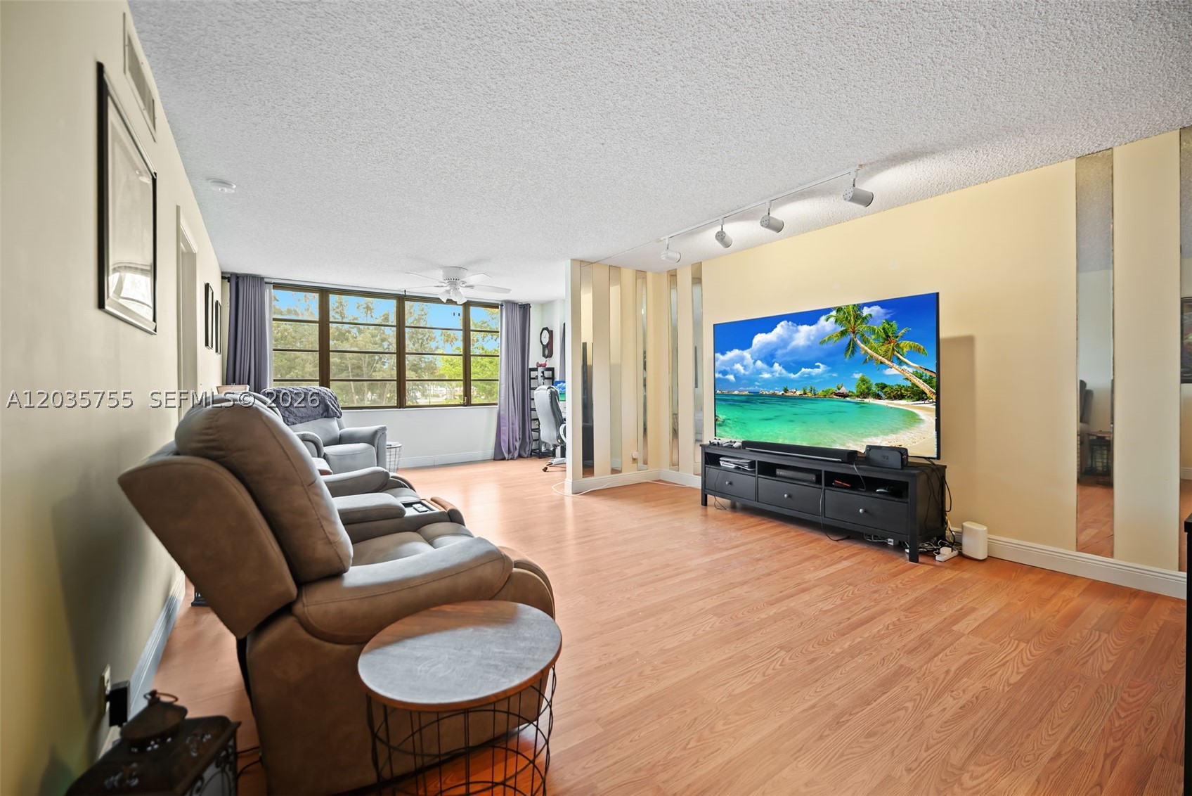 WATERSEDGE AT THE LAKES O - Residential