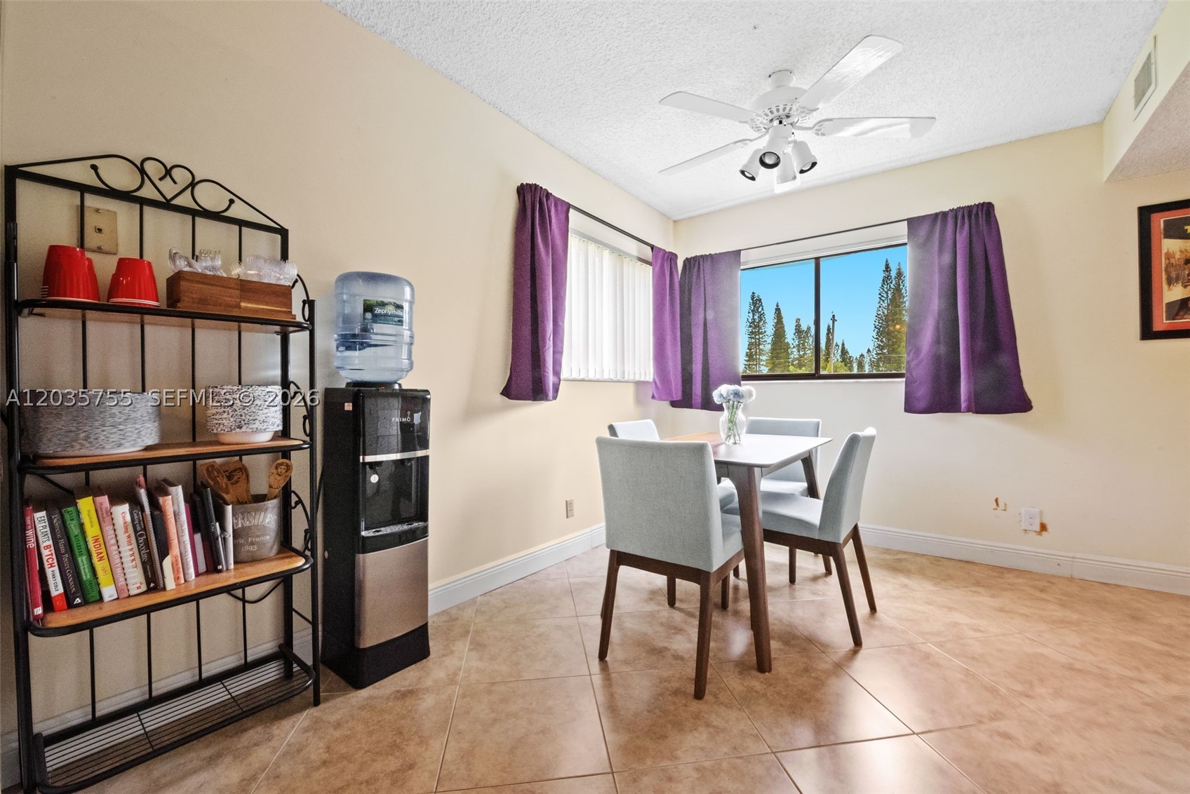 WATERSEDGE AT THE LAKES O - Residential