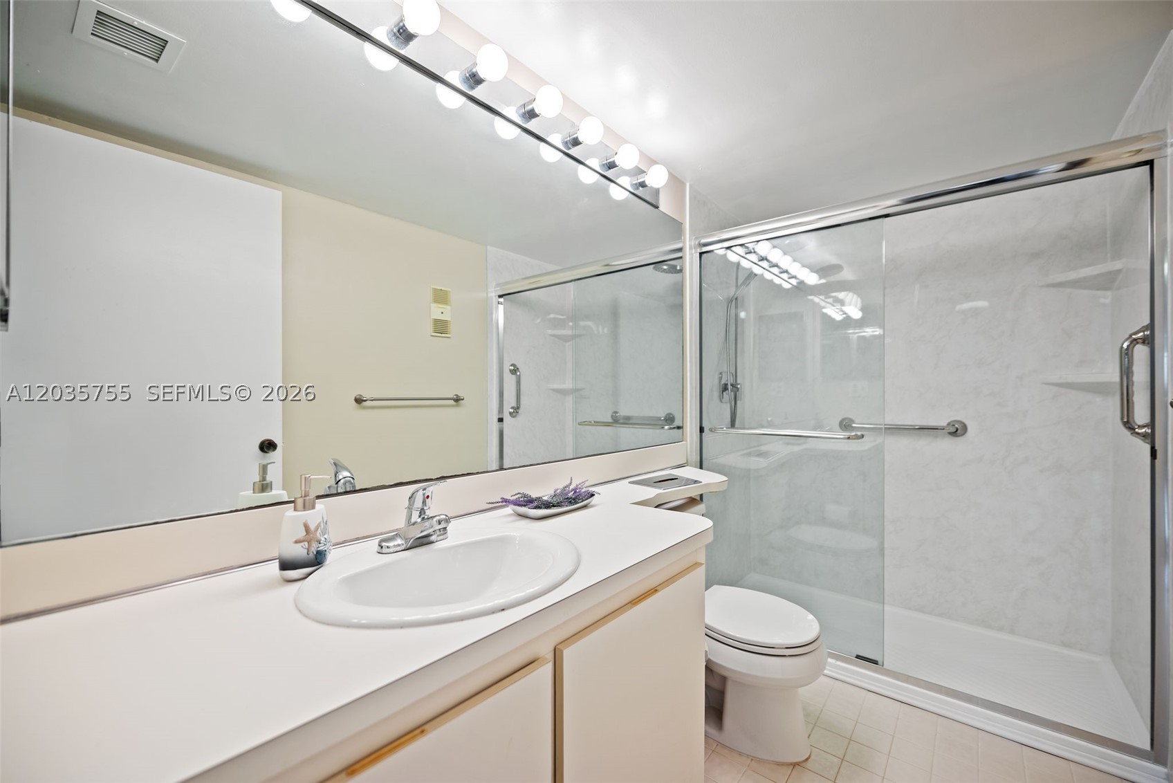 WATERSEDGE AT THE LAKES O - Residential