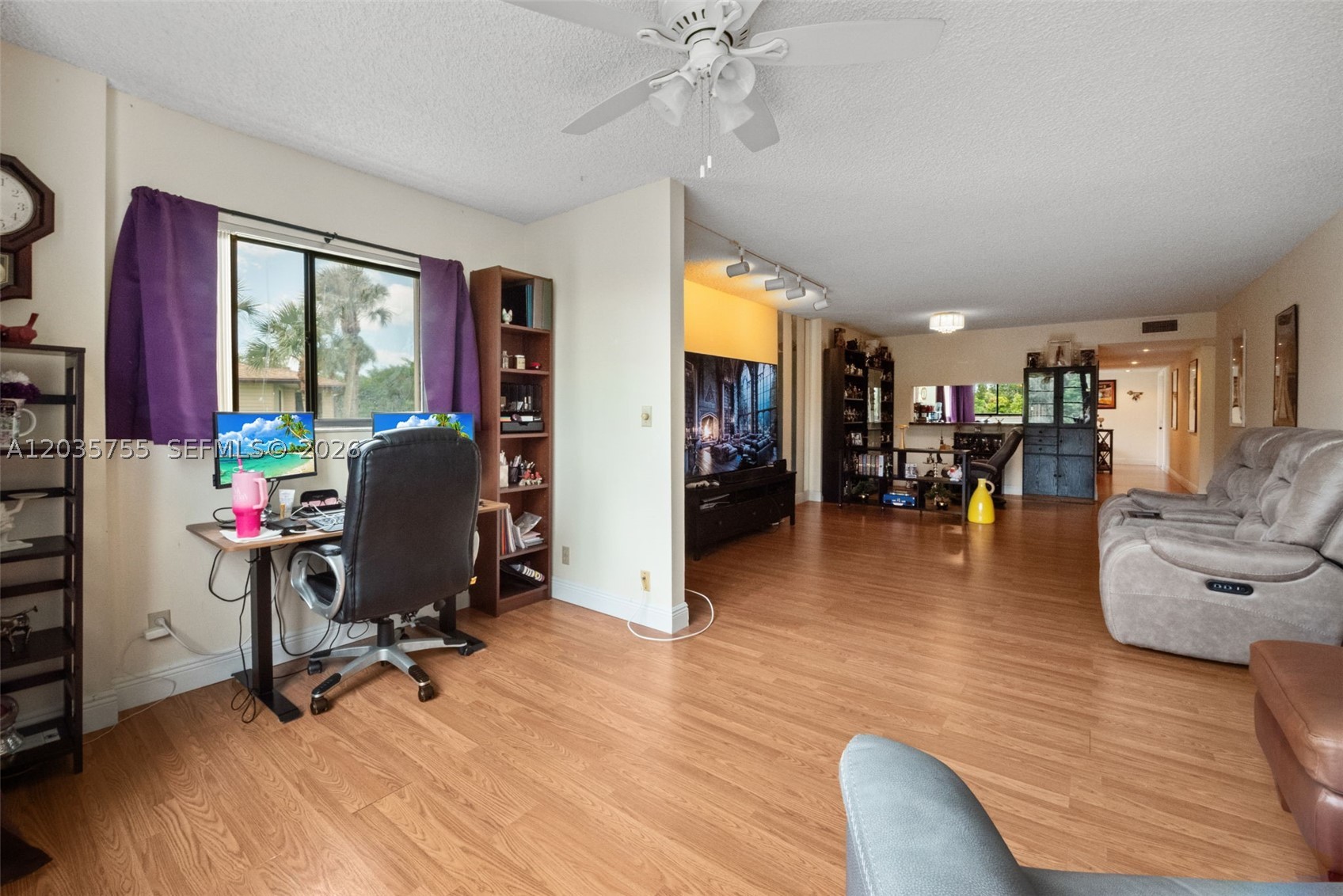 WATERSEDGE AT THE LAKES O - Residential