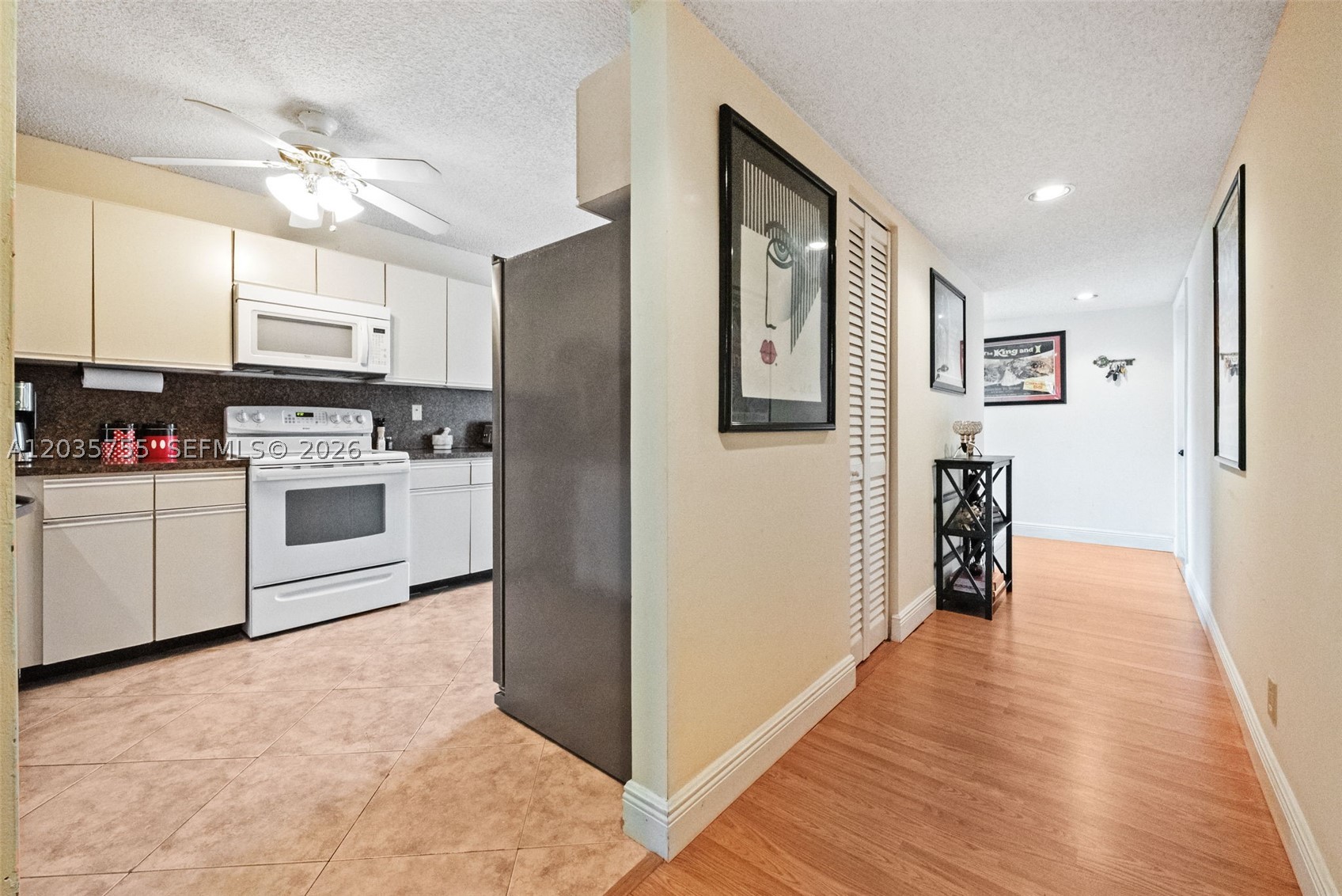 WATERSEDGE AT THE LAKES O - Residential