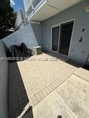 LE PHARE KEY BISCAYNE CON - Residential Lease