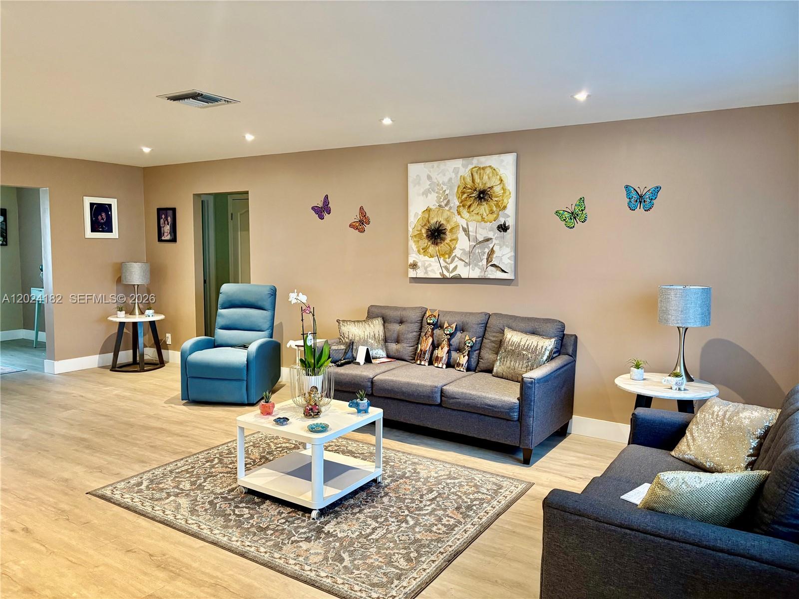 LAUDERDALE WEST 2 SEC - Residential