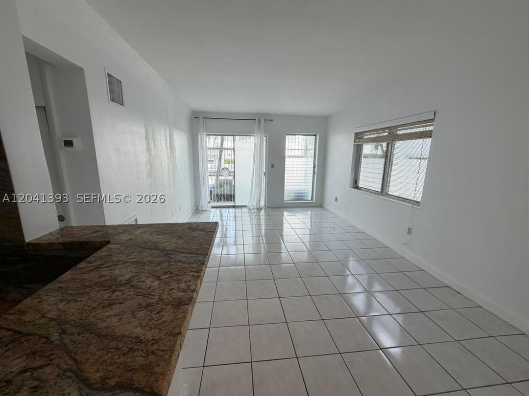 641 ESPANOLA WAY INC COND - Residential
