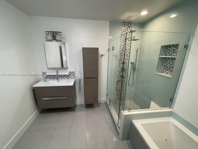 ALAQUA CONDO - Residential Lease