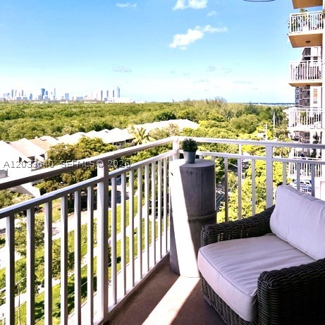 WATERSIDE TOWERS CONDO - Residential