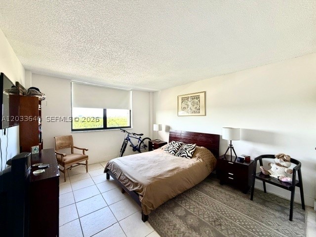 WATERSIDE TOWERS CONDO - Residential