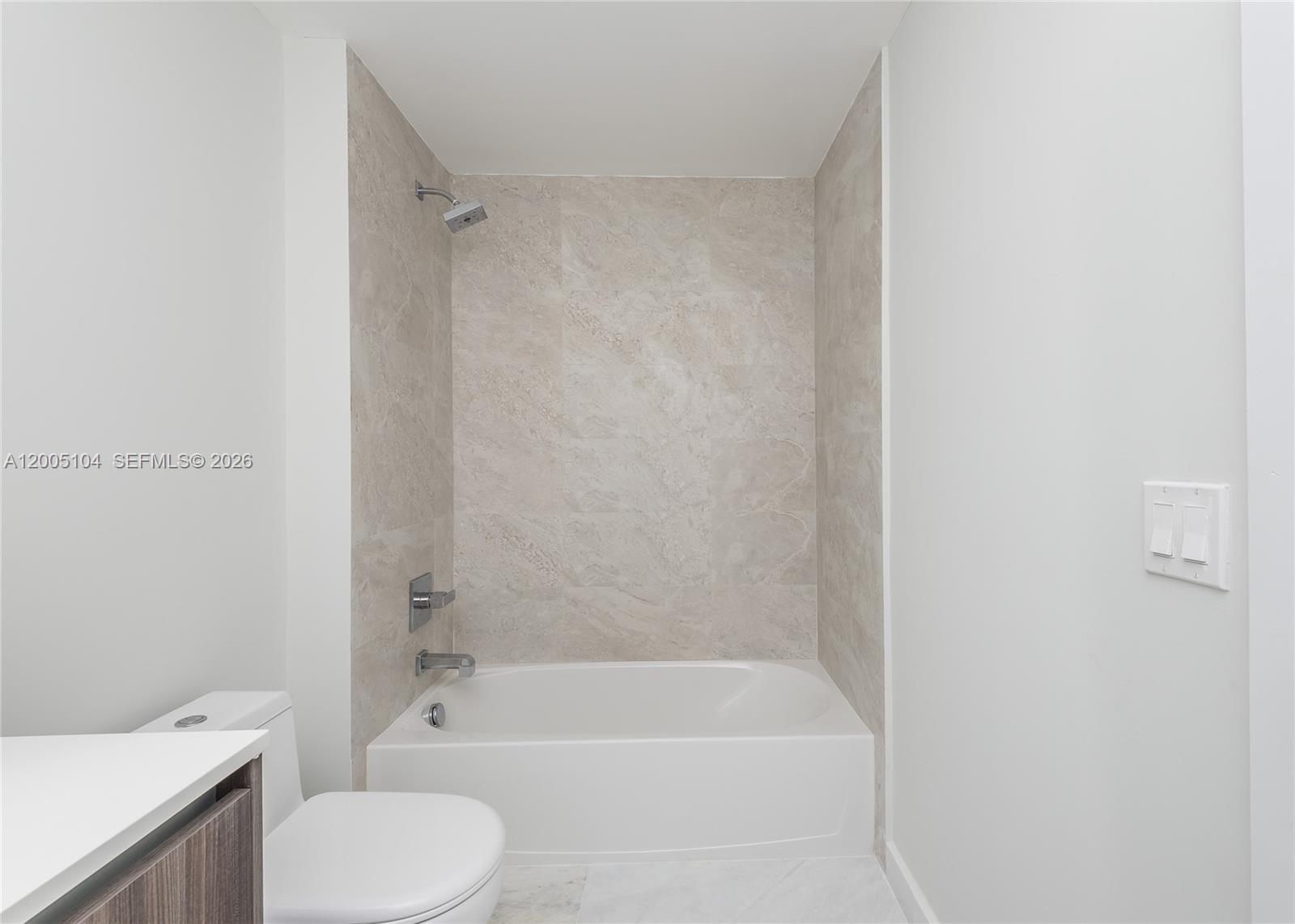 ARIA ON THE BAY CONDO - Residential