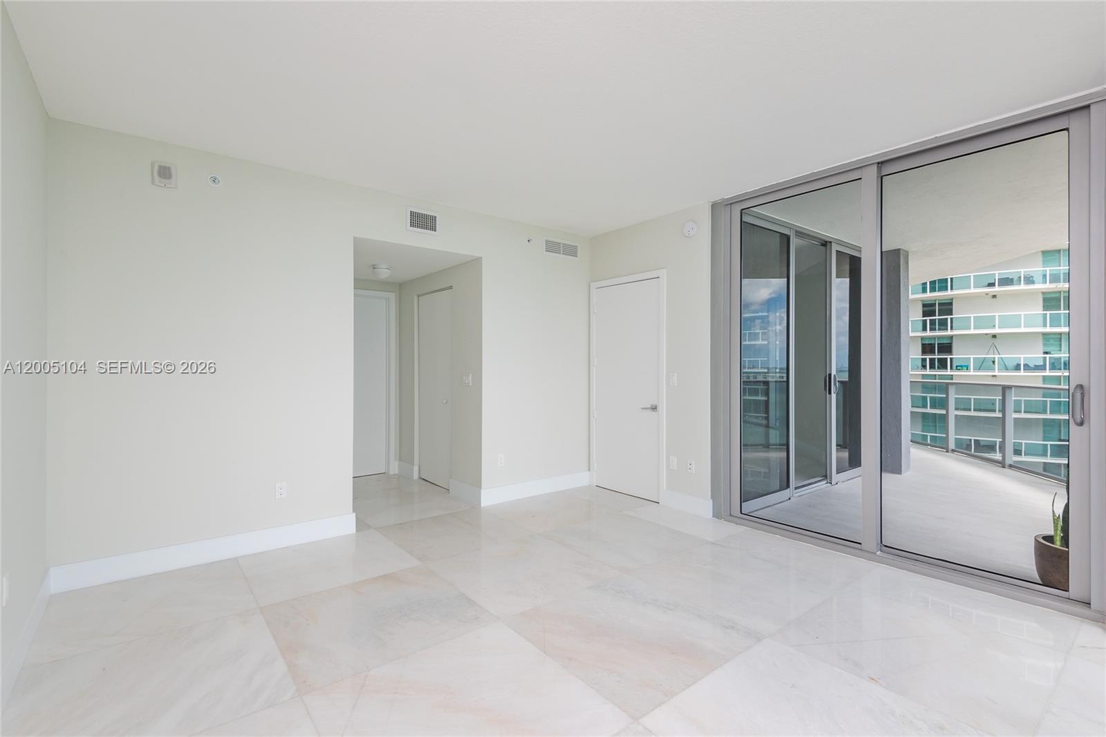 ARIA ON THE BAY CONDO - Residential