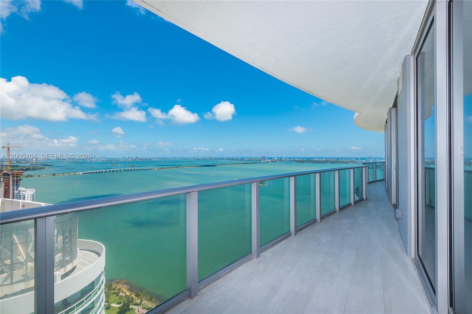 ARIA ON THE BAY CONDO - Residential