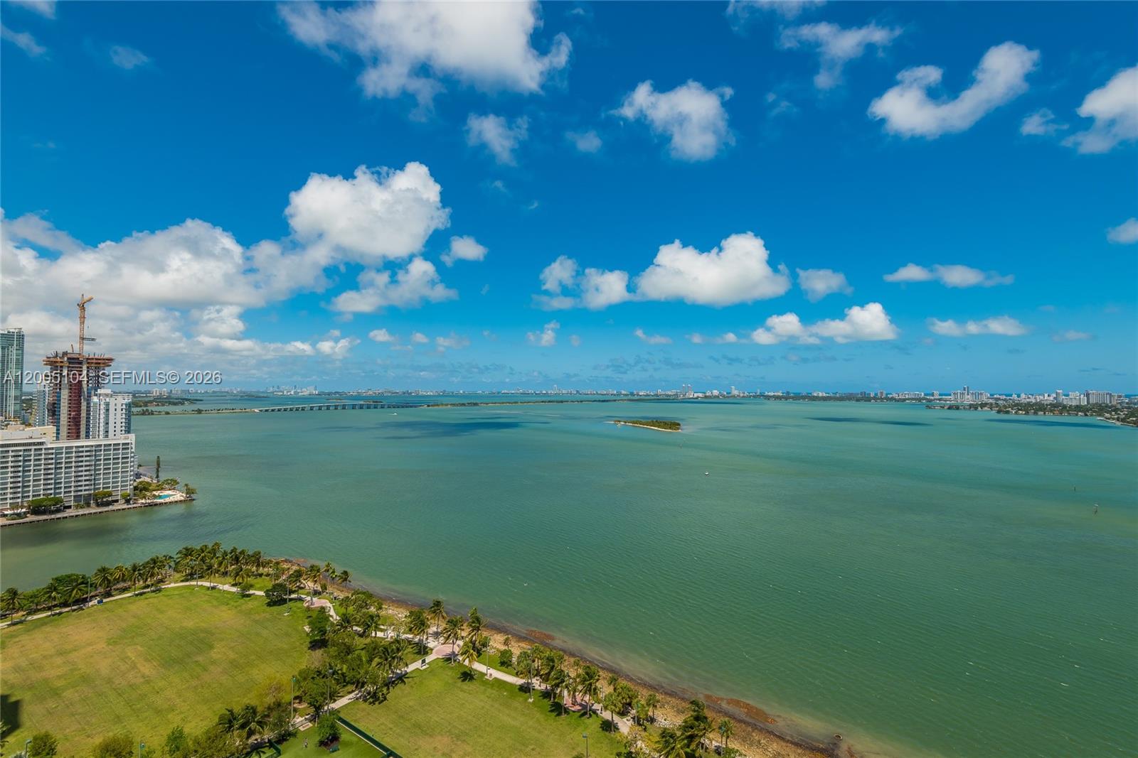 ARIA ON THE BAY CONDO - Residential