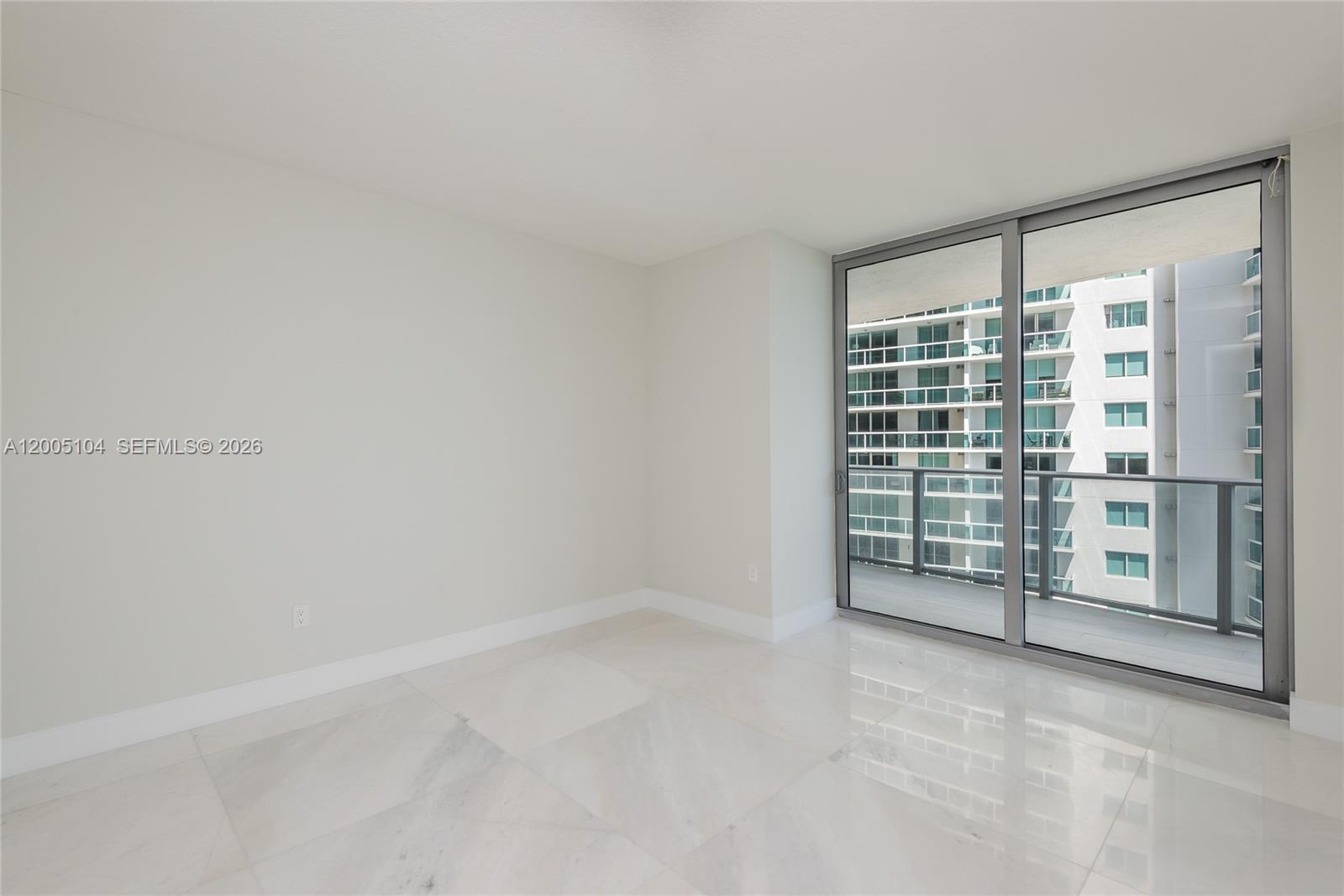 ARIA ON THE BAY CONDO - Residential