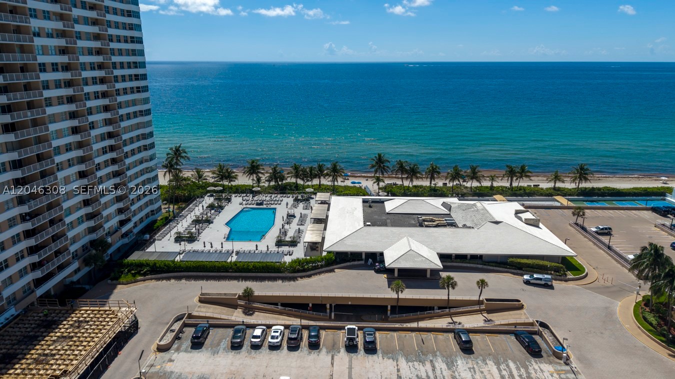 HEMISPHERES CONDO - Residential