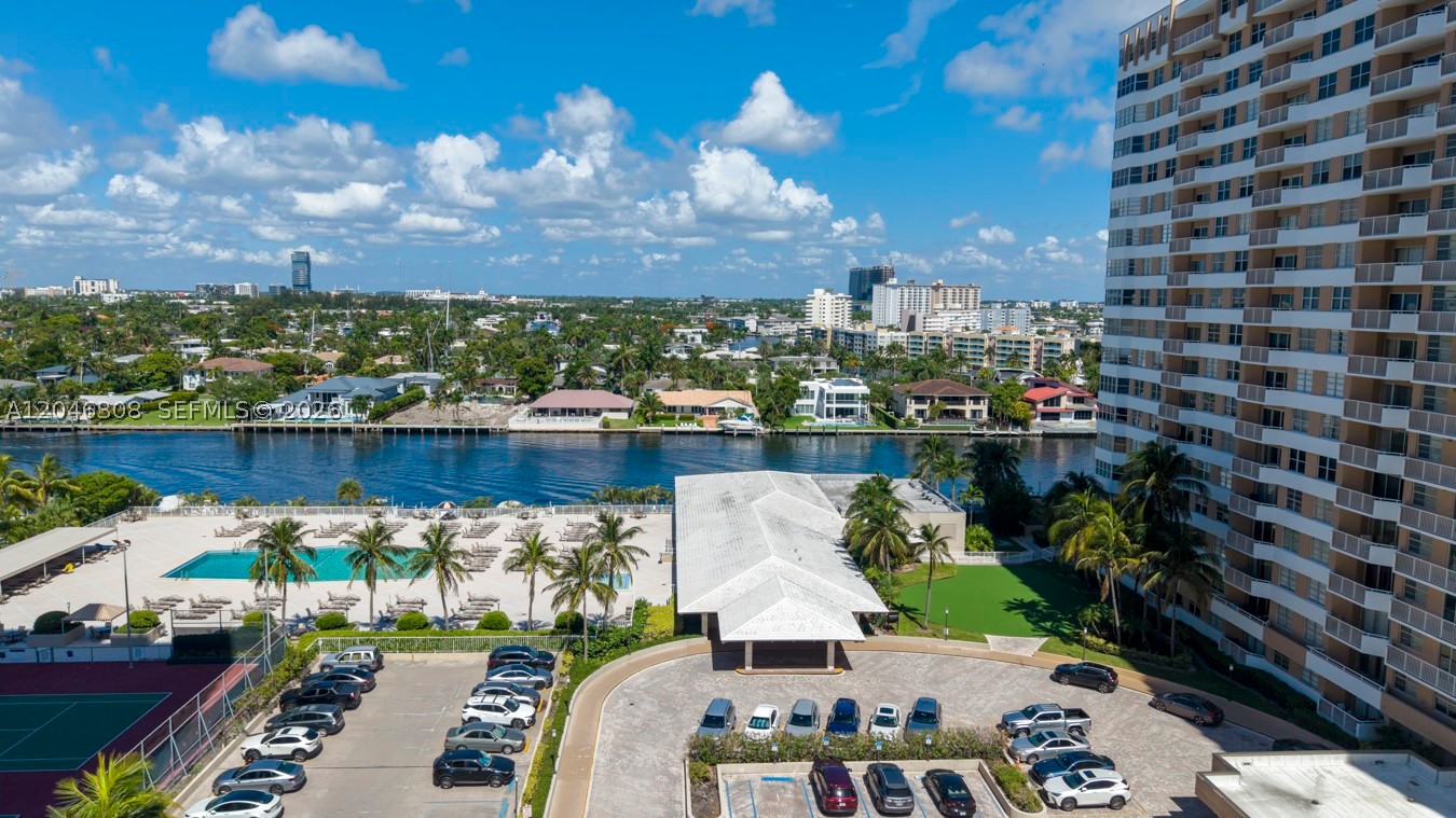 HEMISPHERES CONDO - Residential
