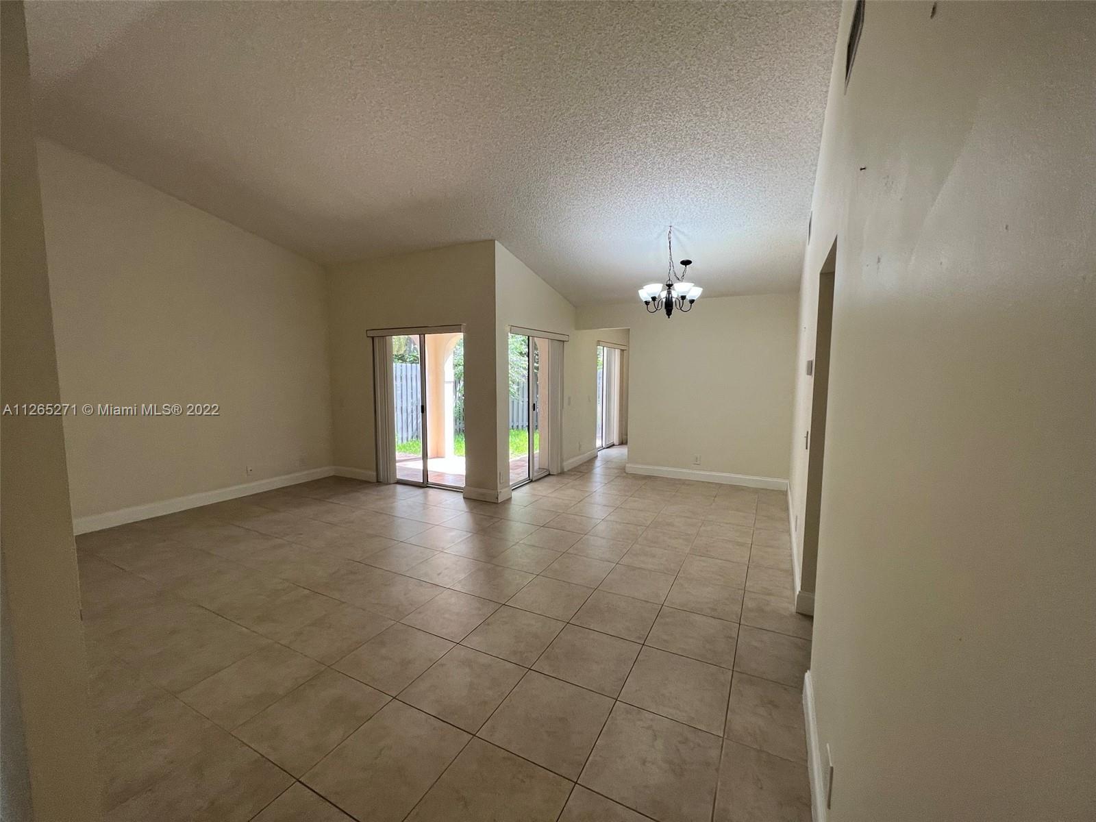 COUNTRY ISLES PH II - Residential Lease