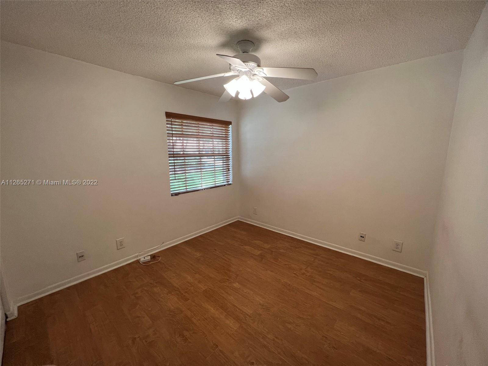 COUNTRY ISLES PH II - Residential Lease