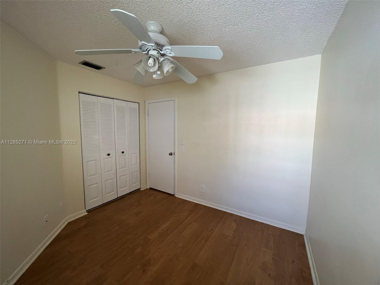COUNTRY ISLES PH II - Residential Lease