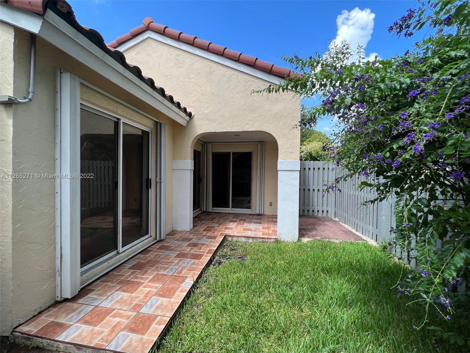 COUNTRY ISLES PH II - Residential Lease