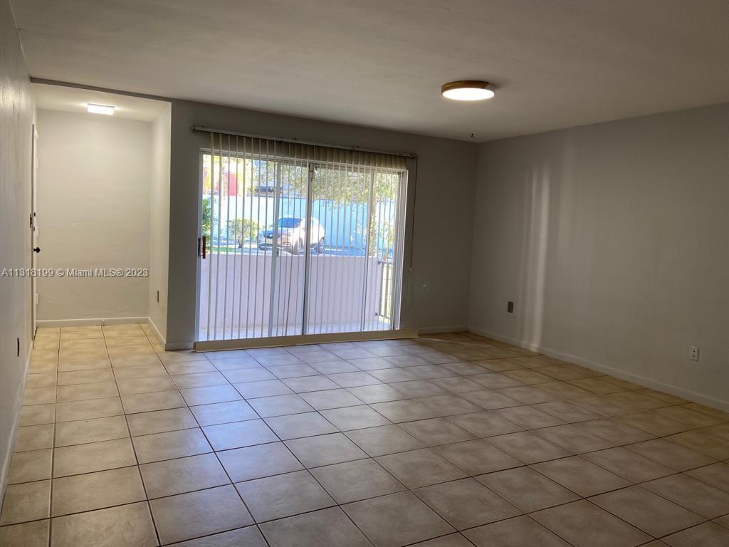 KINGSTON SQUARE CONDO - Residential Lease