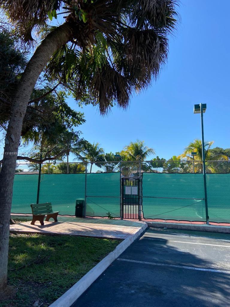 KINGSTON SQUARE CONDO - Residential Lease