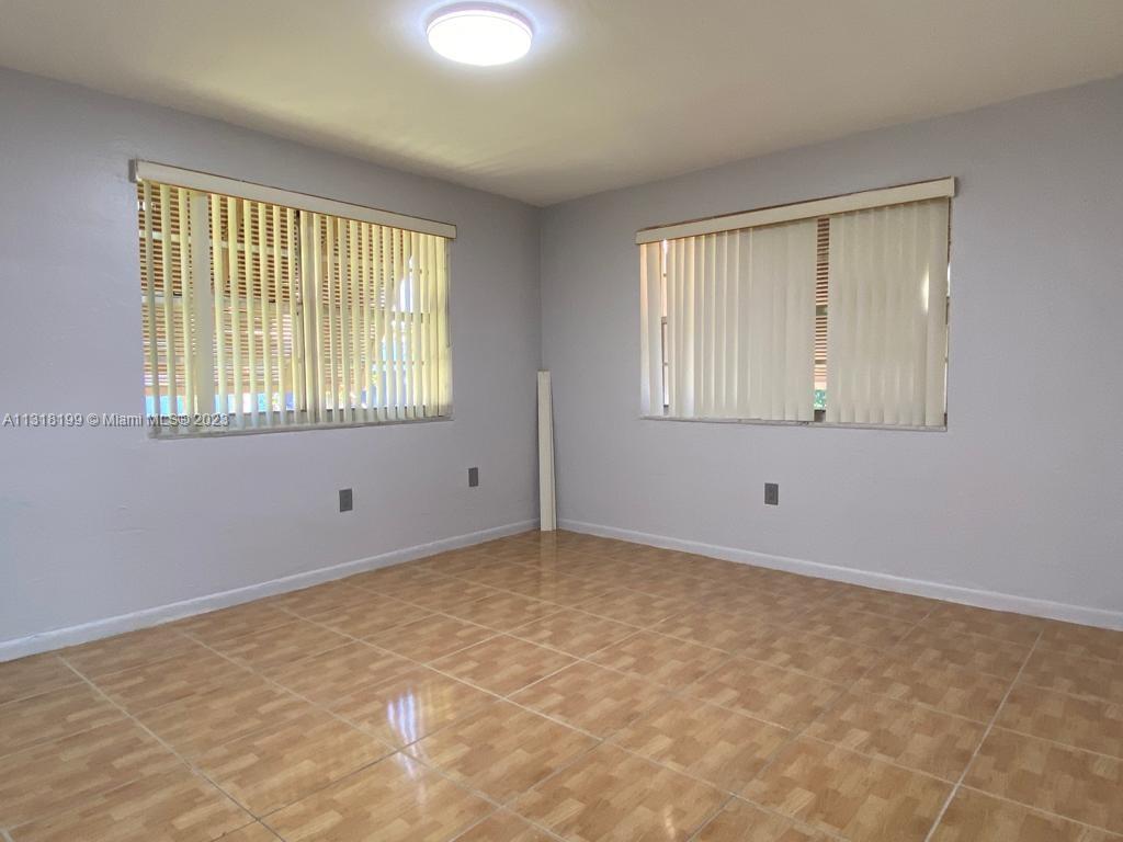 KINGSTON SQUARE CONDO - Residential Lease