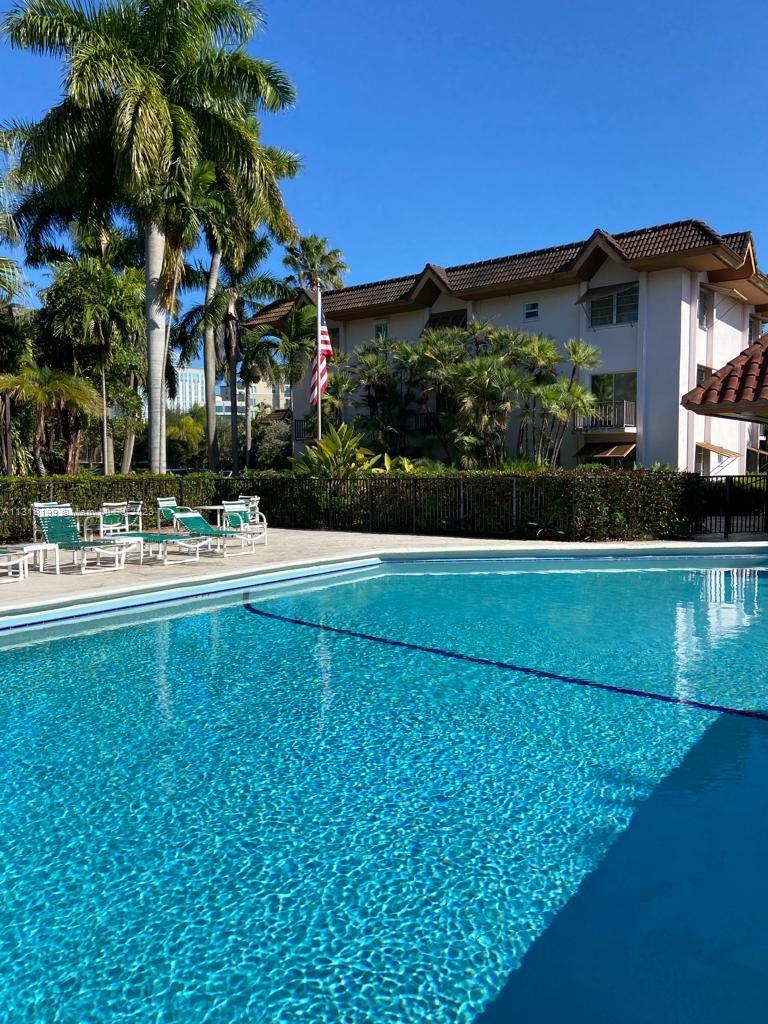 KINGSTON SQUARE CONDO - Residential Lease