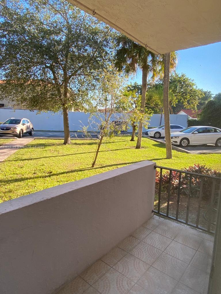 KINGSTON SQUARE CONDO - Residential Lease