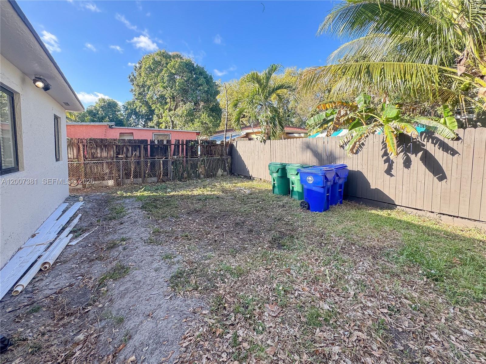 INGLEWOOD GARDENS - Residential Income
