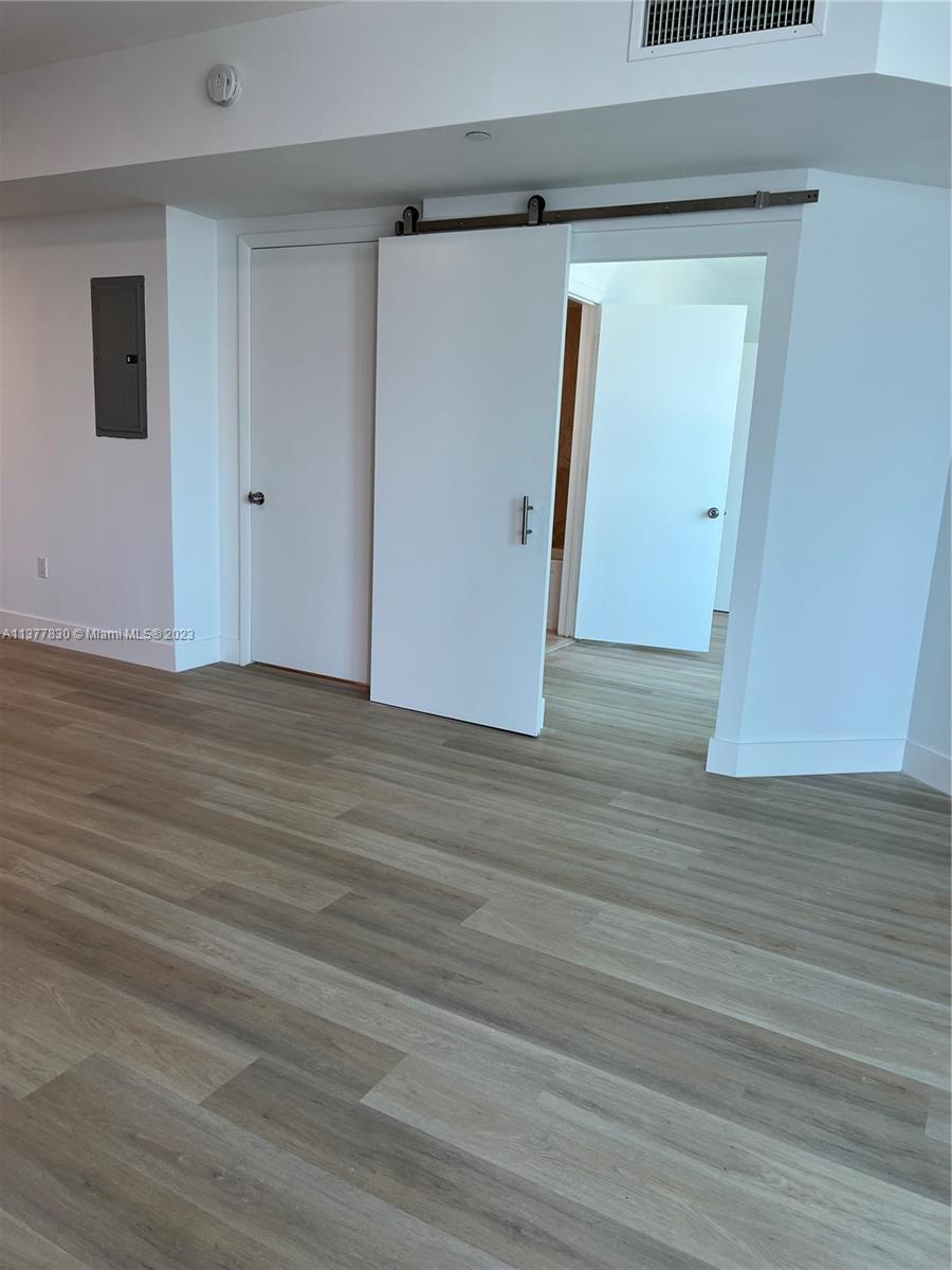 WIND CONDO - Residential Lease