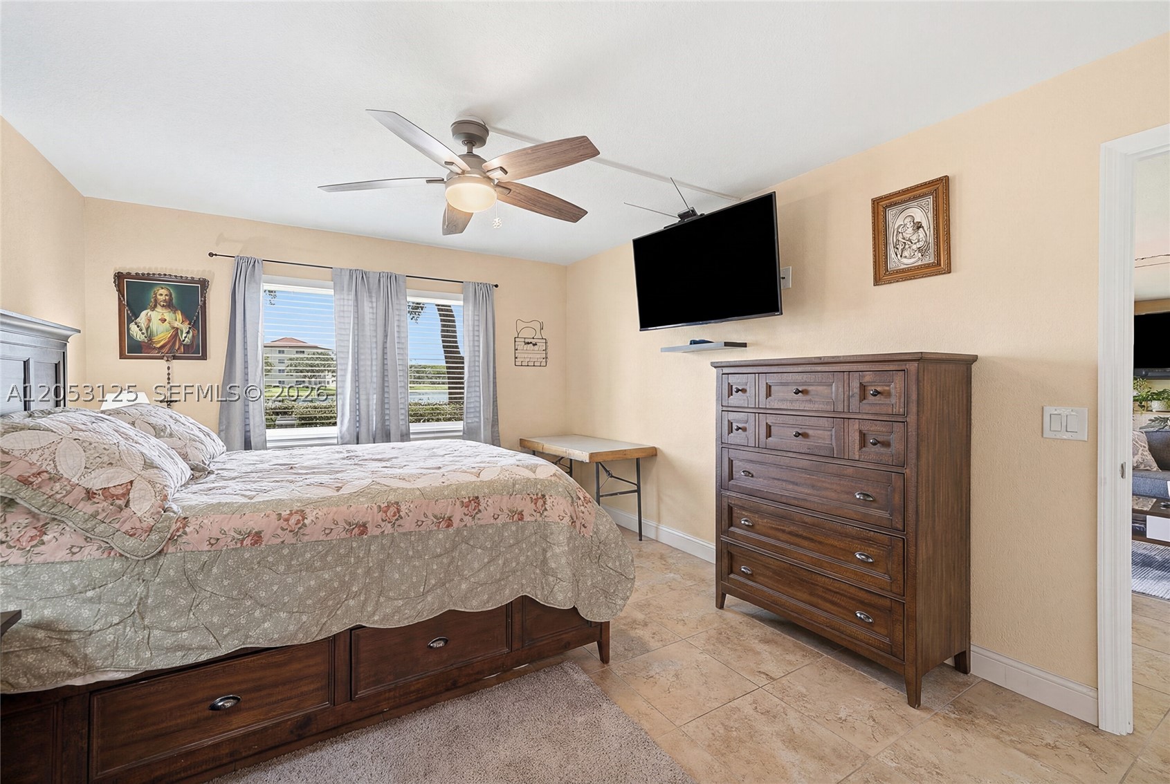 IVANHOE EAST AT CENTURY VI - Residential