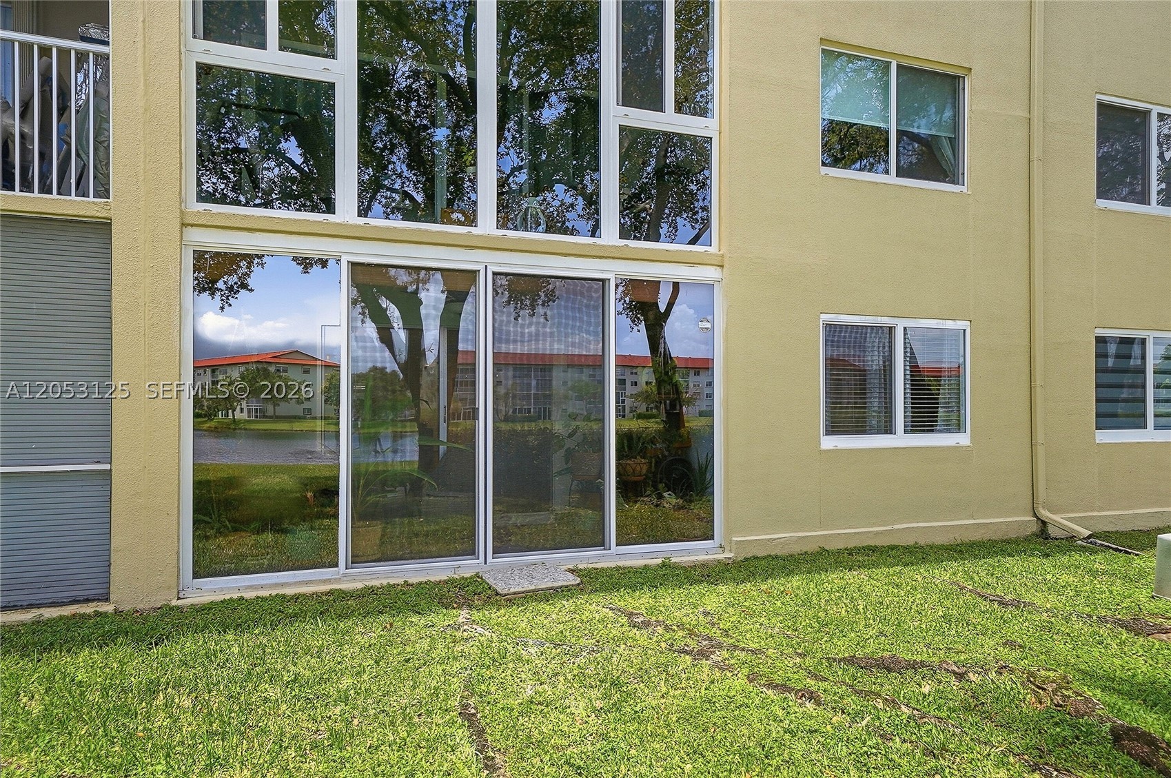 IVANHOE EAST AT CENTURY VI - Residential