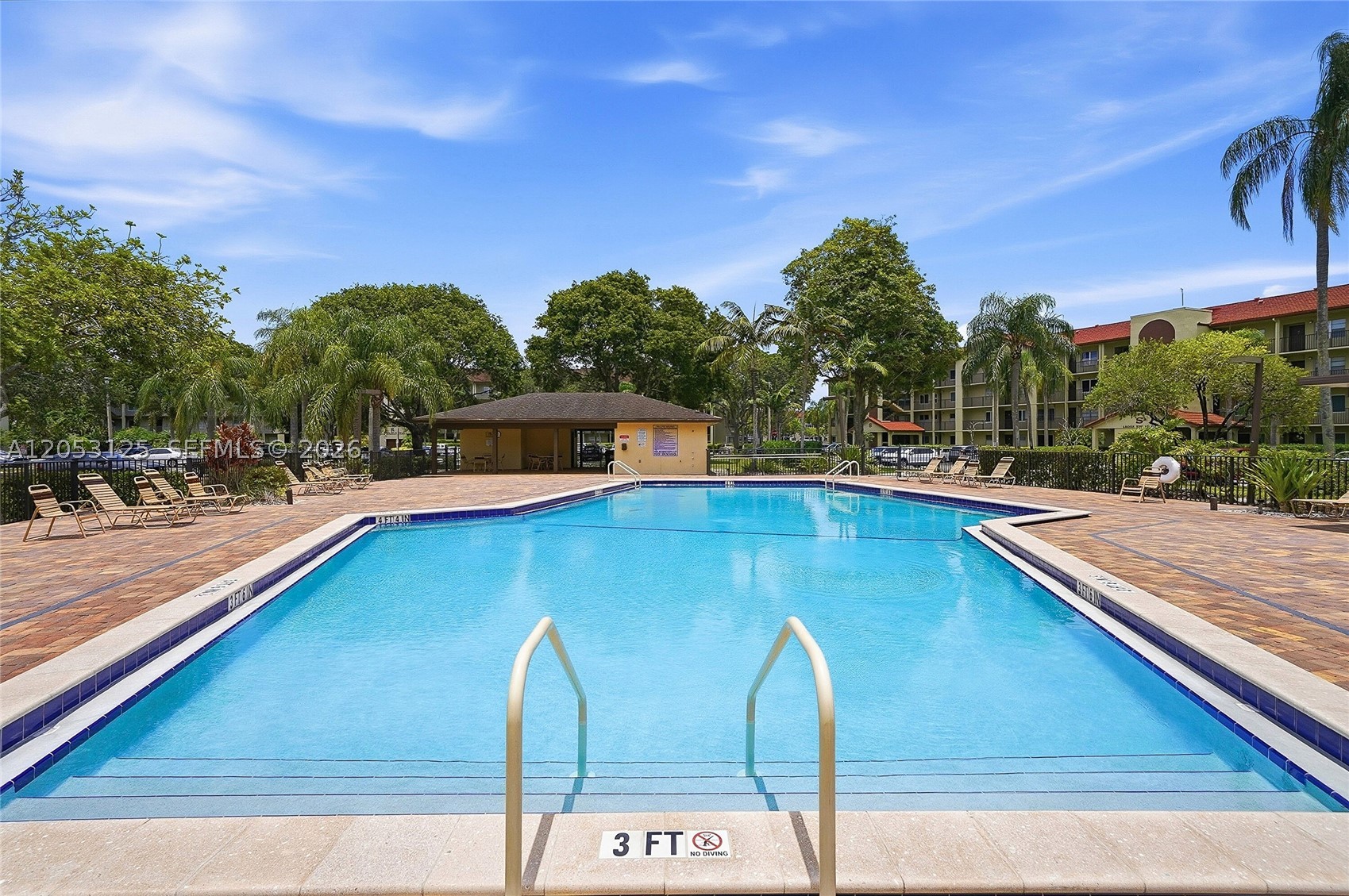 IVANHOE EAST AT CENTURY VI - Residential