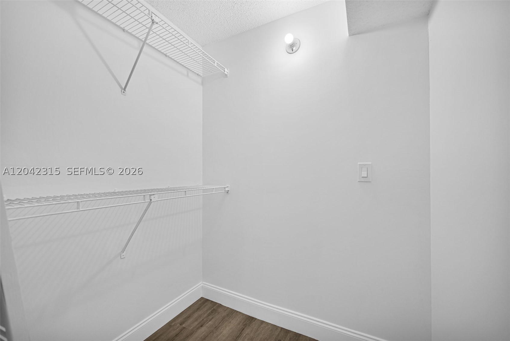 COMMODORE PLAZA CONDO - Residential