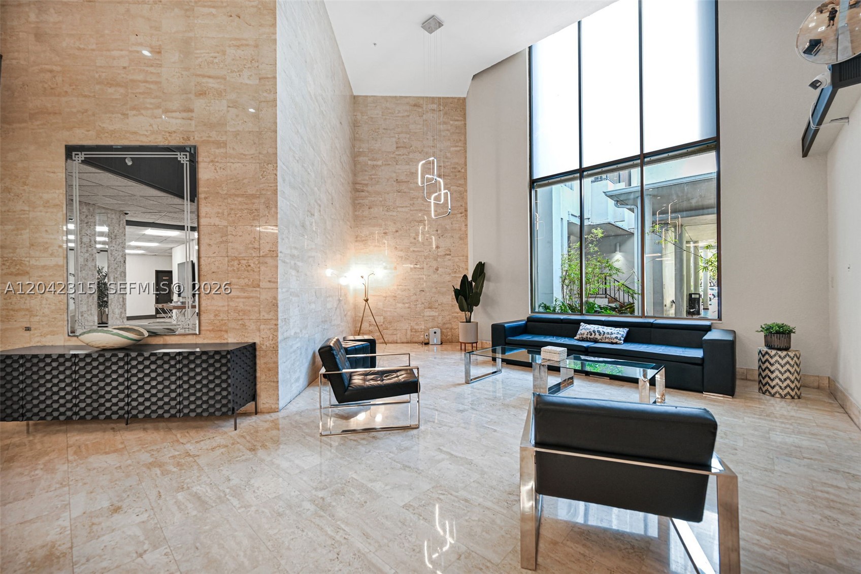 COMMODORE PLAZA CONDO - Residential