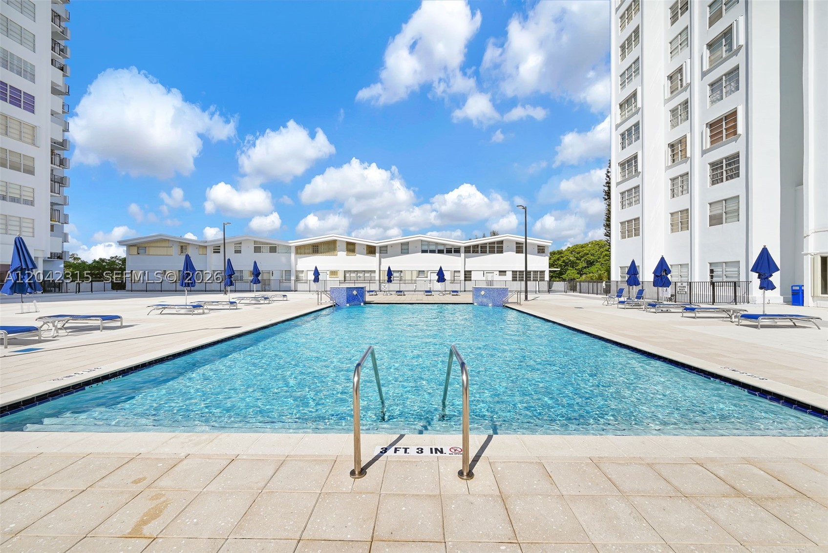 COMMODORE PLAZA CONDO - Residential