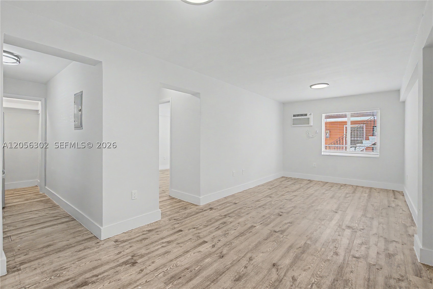 LAWRENCE ESTATES LAND COS - Residential Lease