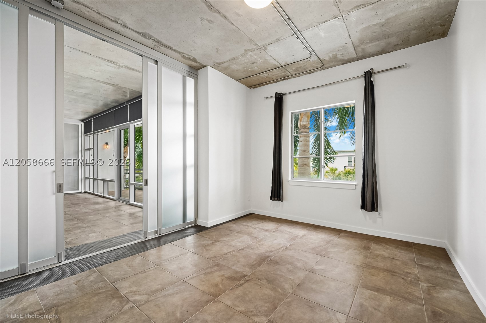 MERIDIAN DELRAY CONDO - Residential