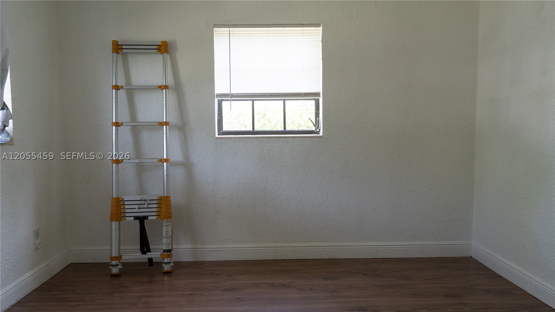CUTLER RIDGE SEC 3 - Residential
