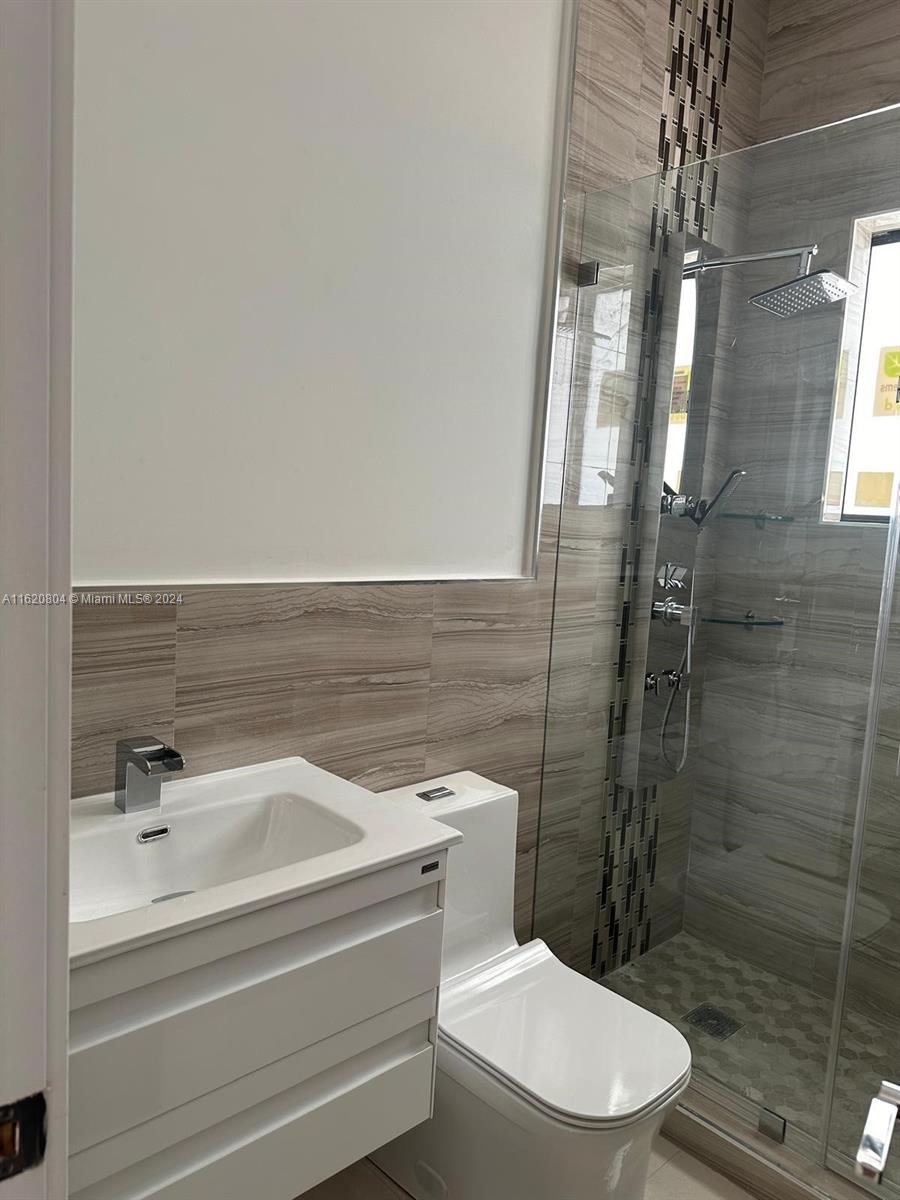 SWEETWATER ESTS SUB - Residential
