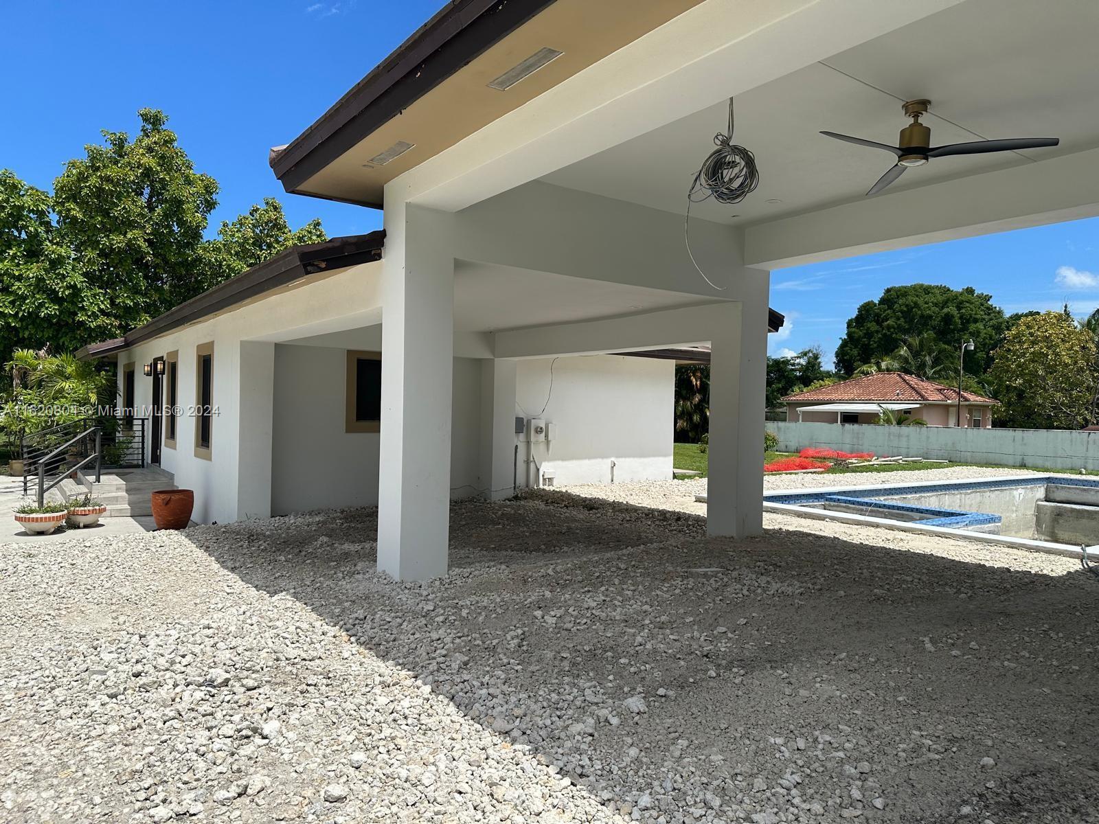 SWEETWATER ESTS SUB - Residential