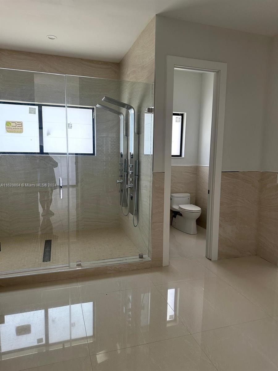 SWEETWATER ESTS SUB - Residential