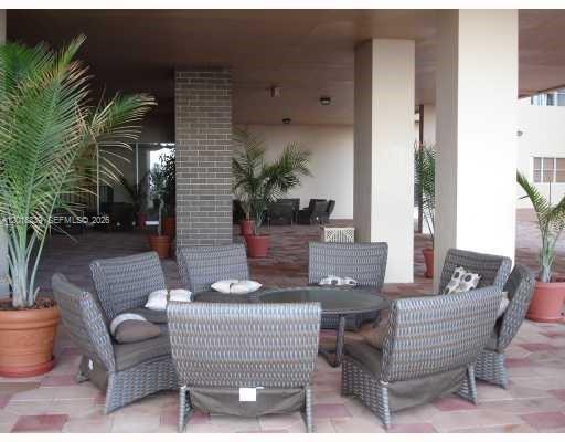MAISON GRANDE CONDO - Residential Lease
